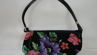 FEILER 手付きポーチ 入荷！！