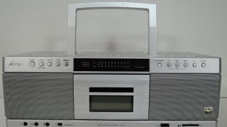 TOSHIBA ハイレゾ対応SD/USB/CDラジオカセットレコーダー TY-AK2 入荷！！
